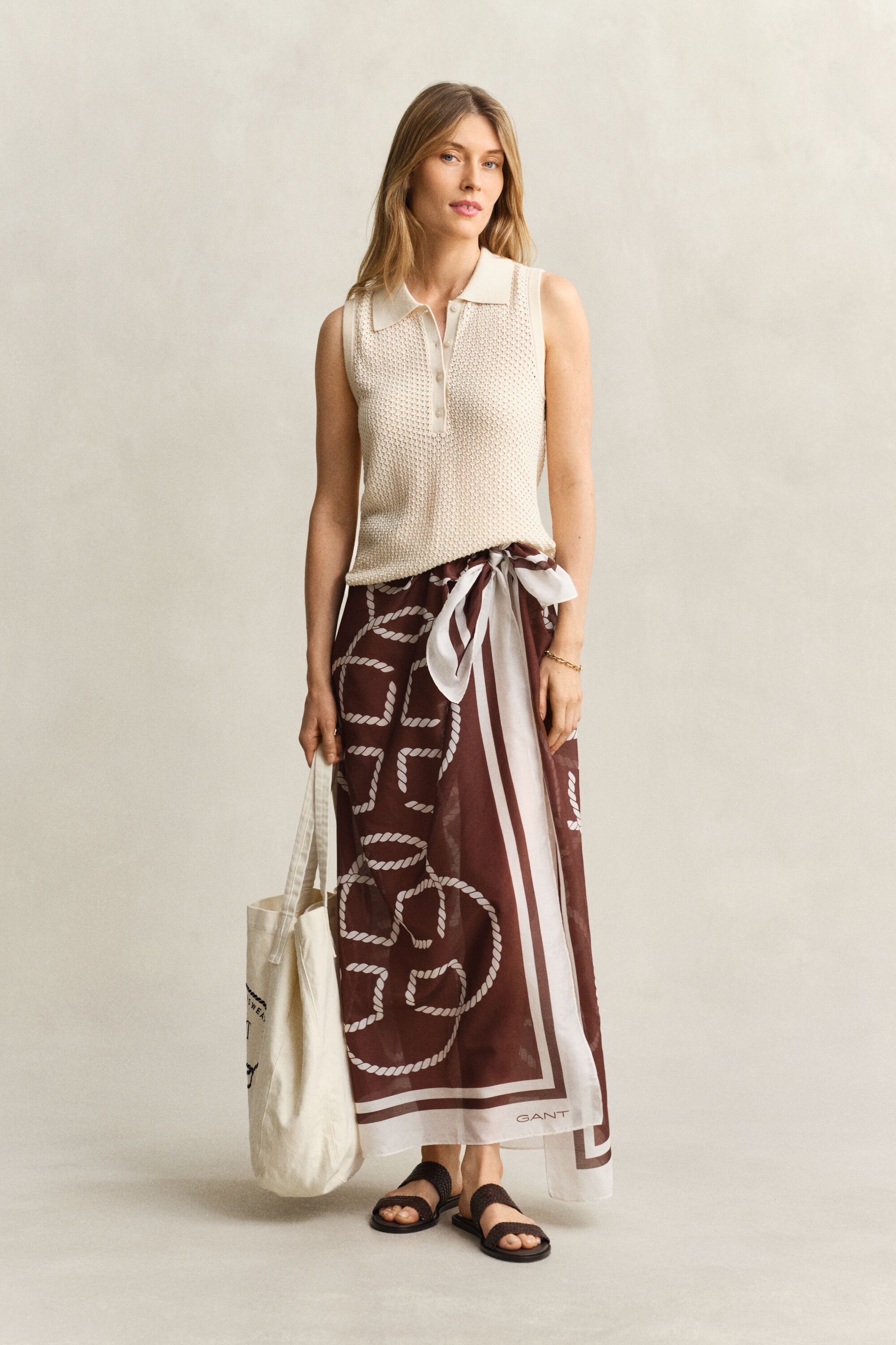 Top de punto calado sin mangas