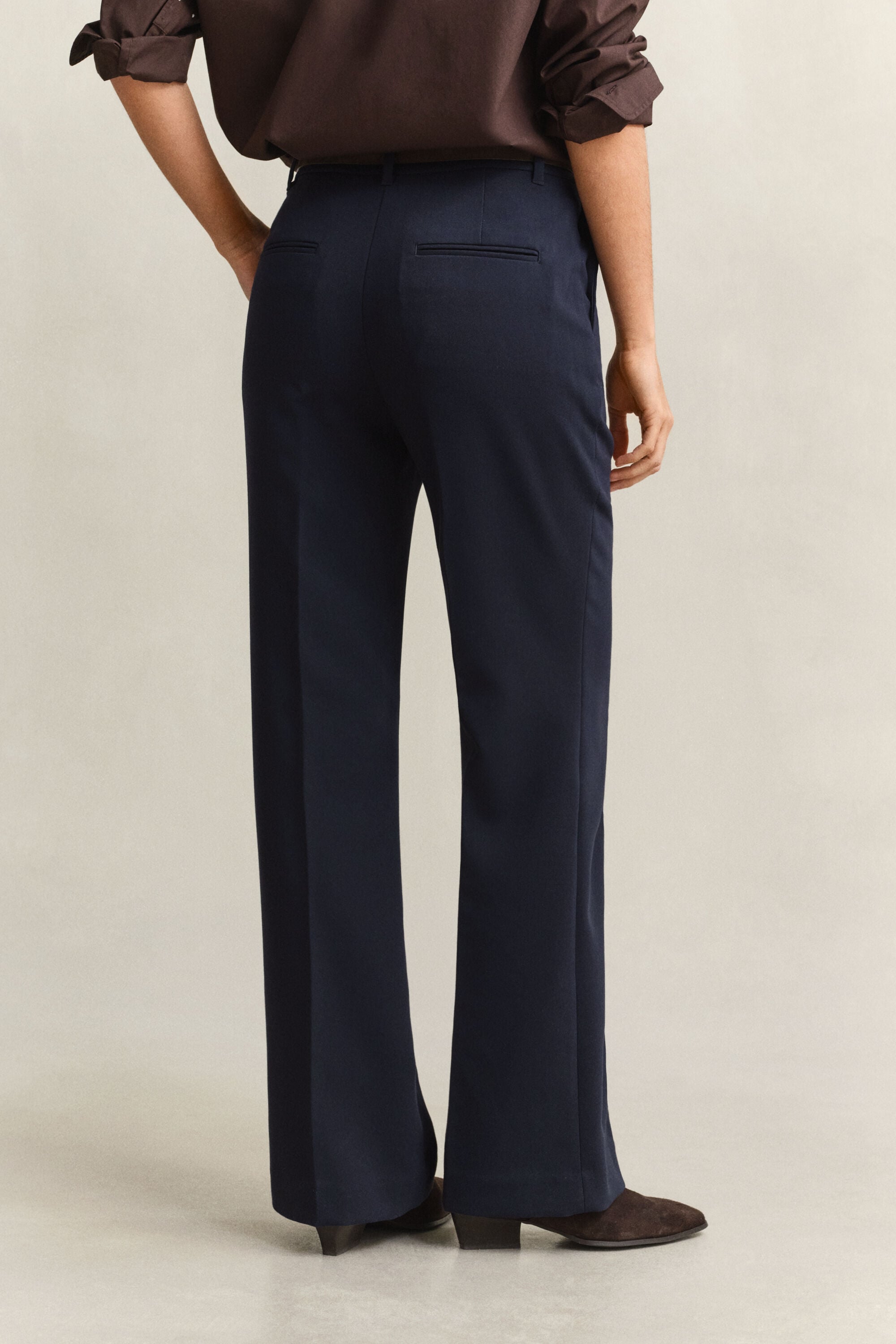 Pantalones de vestir Slim Fit acampanados