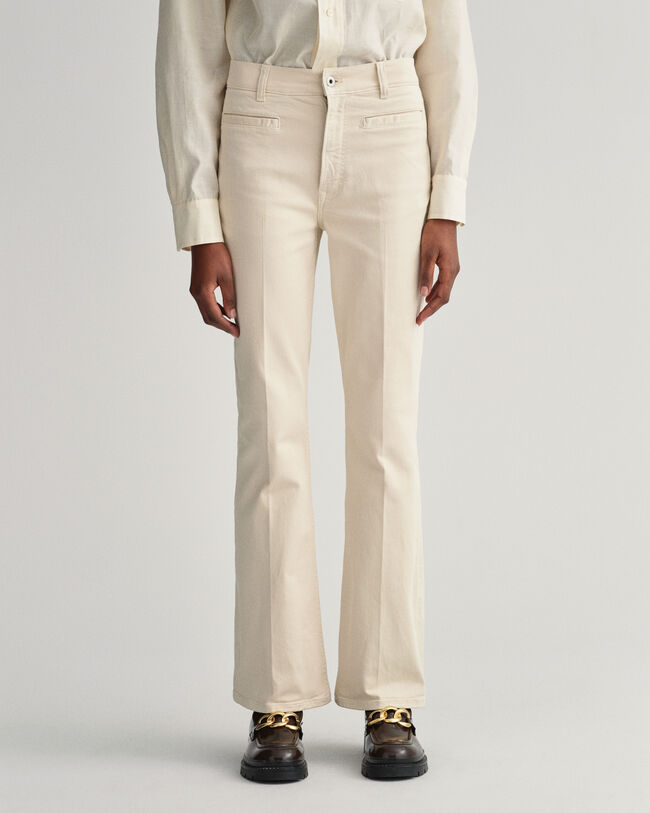 Vaqueros acampanados Color