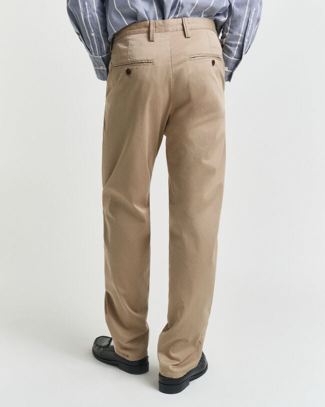 Pantalones chinos Regular Fit de sarga