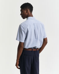 Camisa Regular Fit de manga corta en sirsaca a rayas