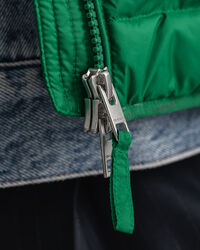 Chaleco de plum&oacute;n ligero