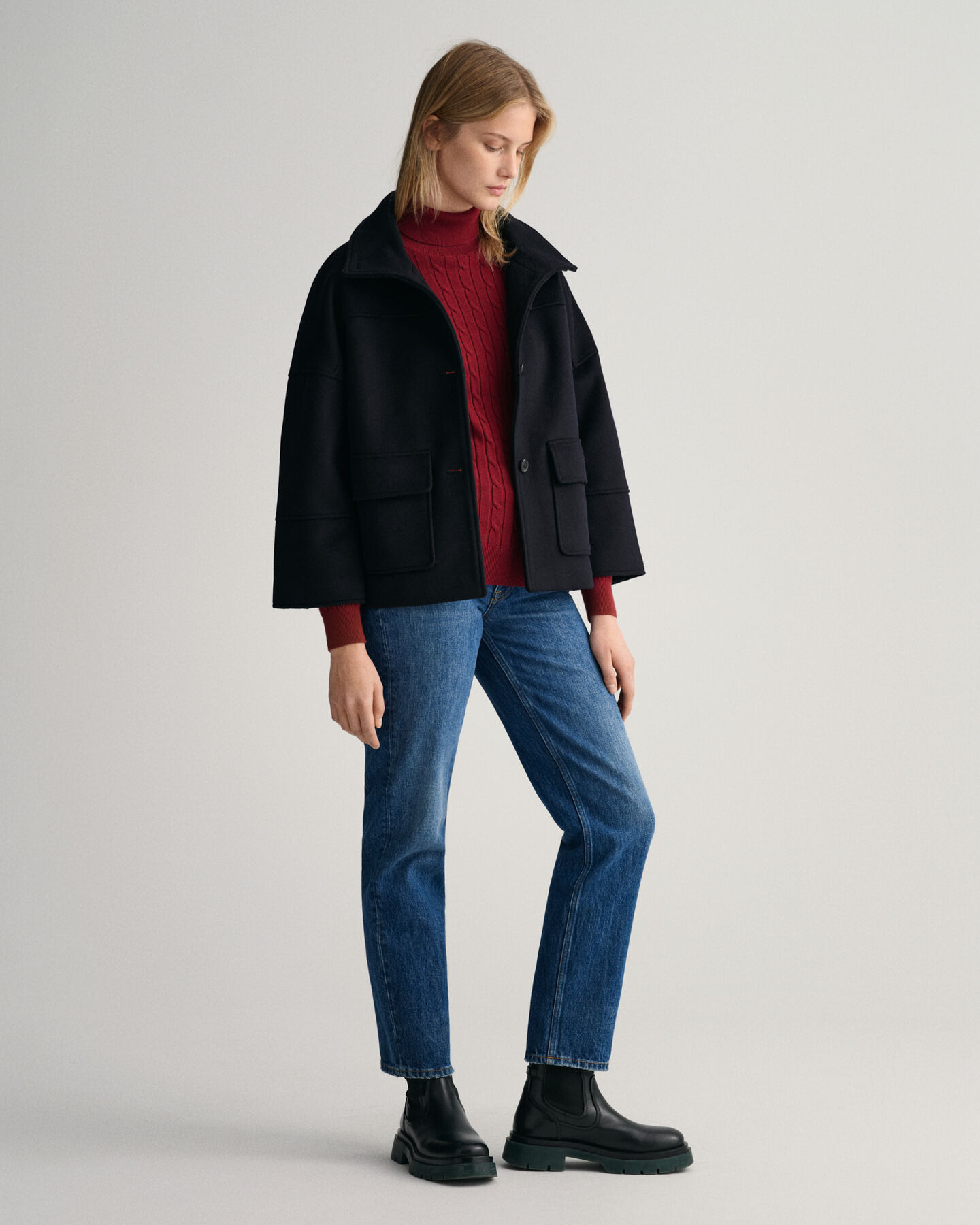 Jersey con cuello de cisne de punto de ochos en algod&oacute;n el&aacute;stico