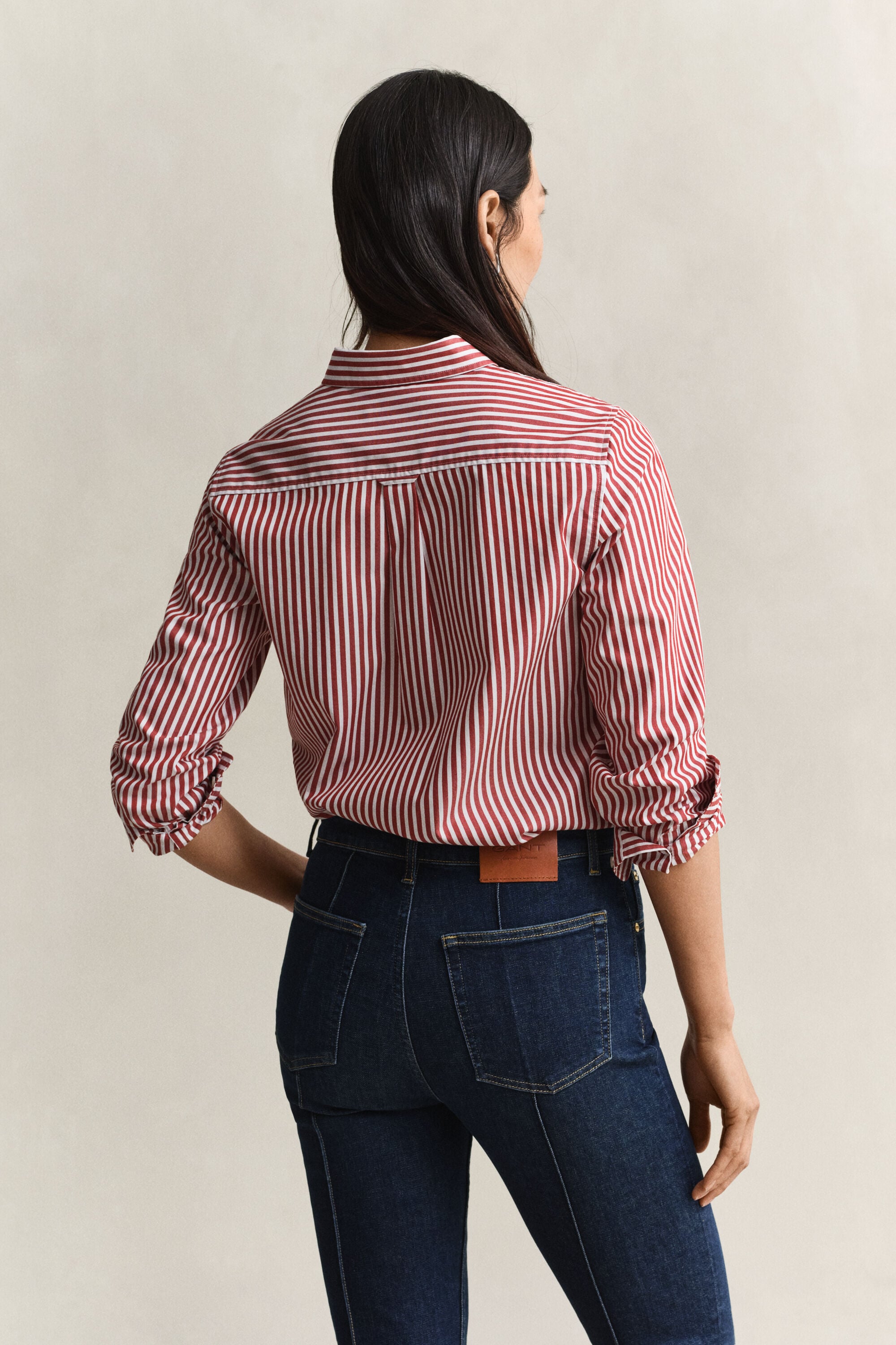 Camisa Regular Fit clásica de popelina a rayas