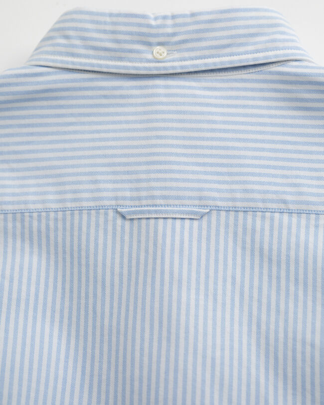 Camisa Oxford clásica Slim Fit de rayas finas