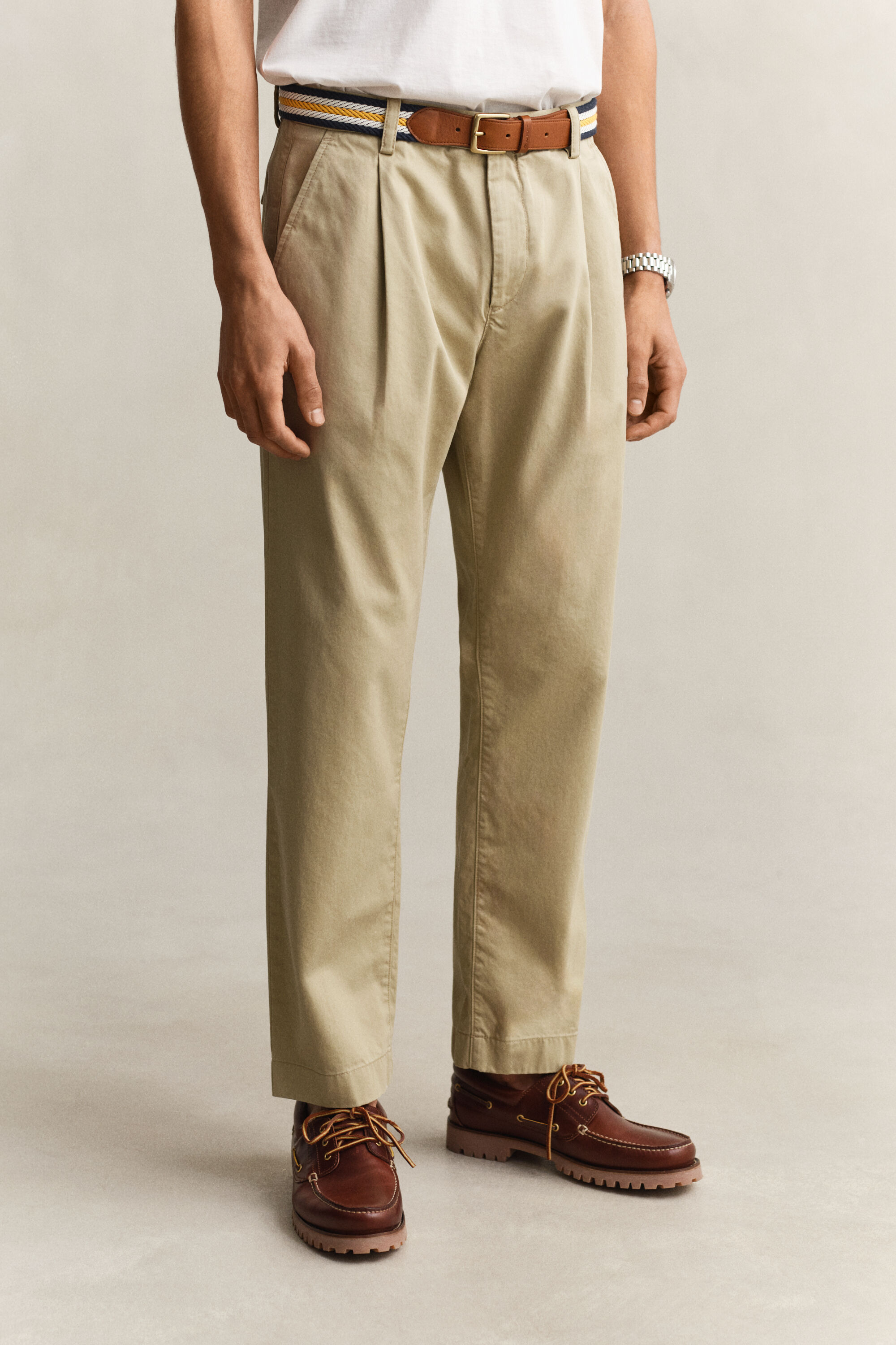 Pantalones chinos Regular Fit de sarga de algodón