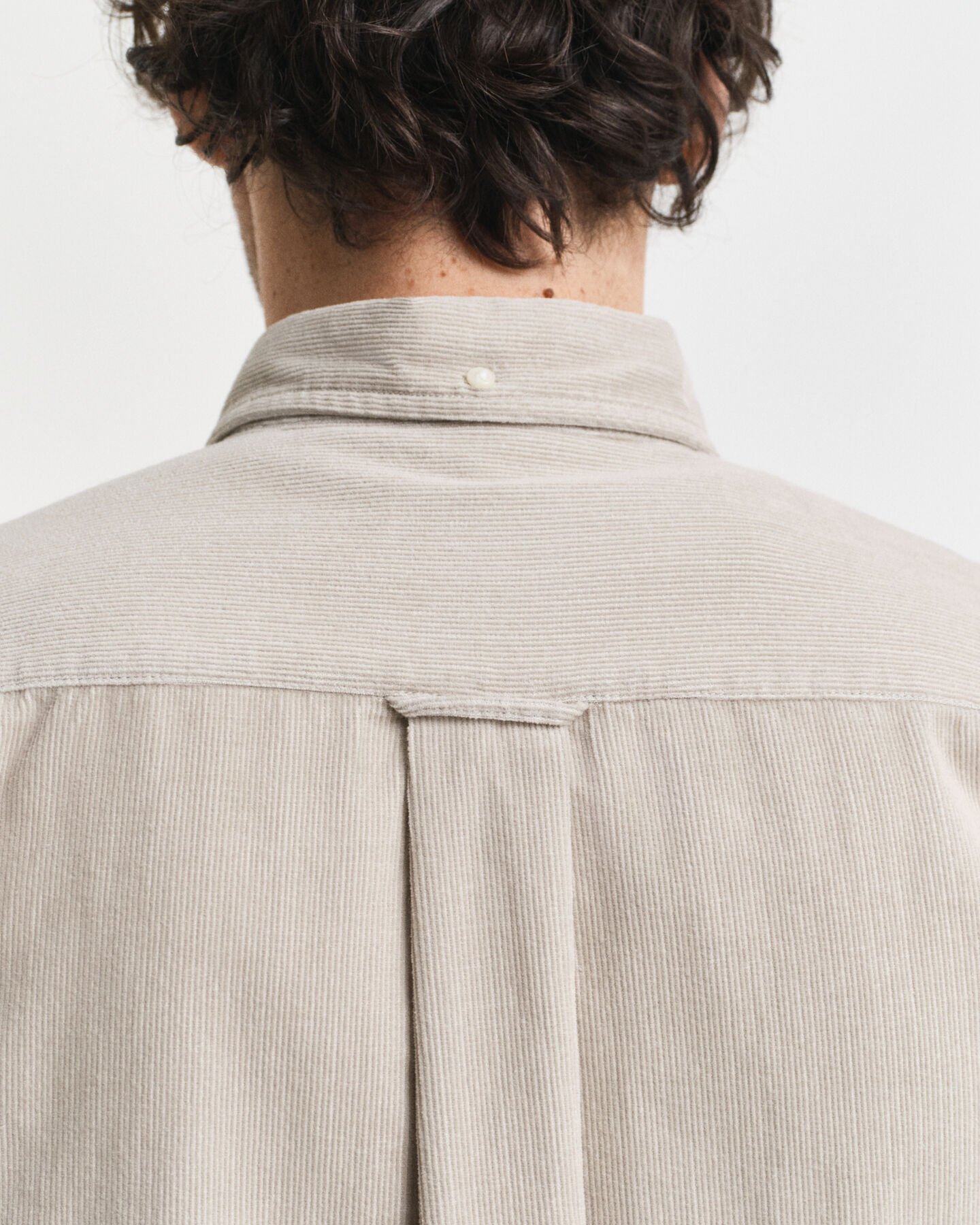 Camisa Regular Fit de pana de algodón