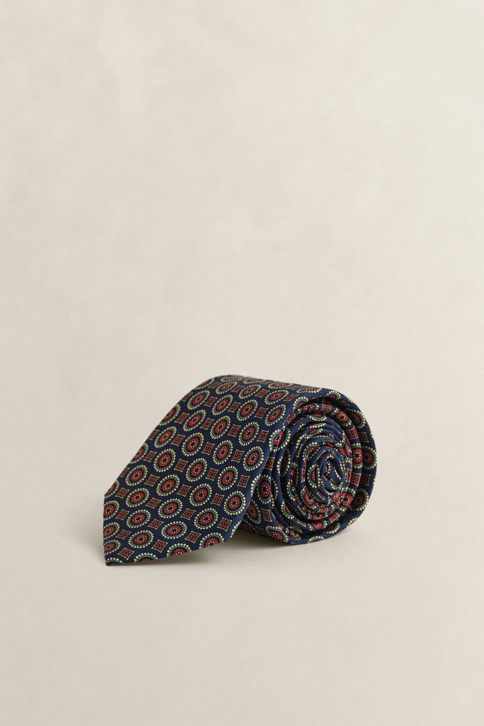 Corbata con estampado de fular