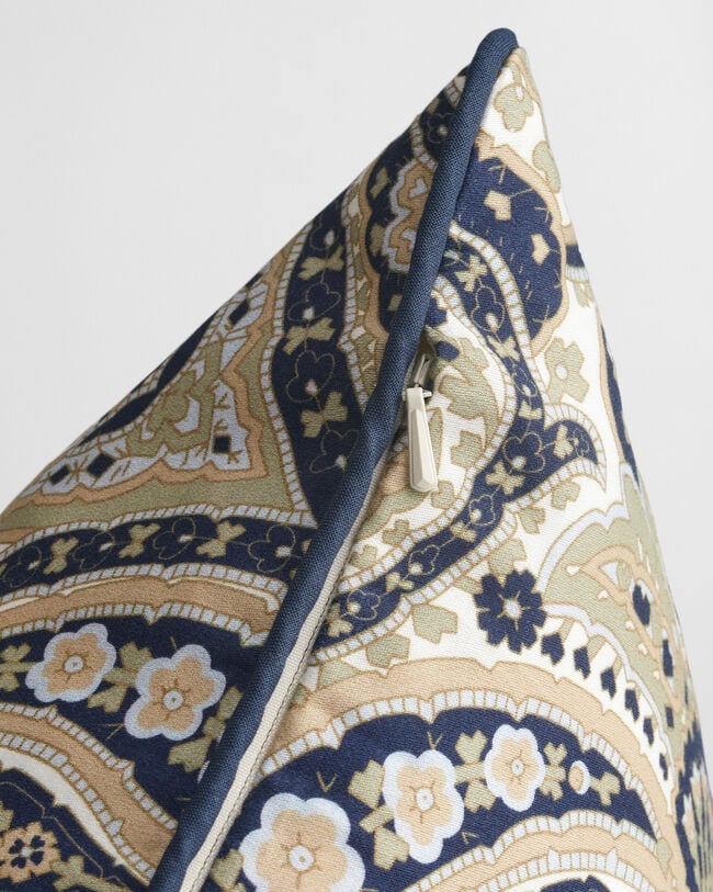 Cojín de satén con estampado de cachemir