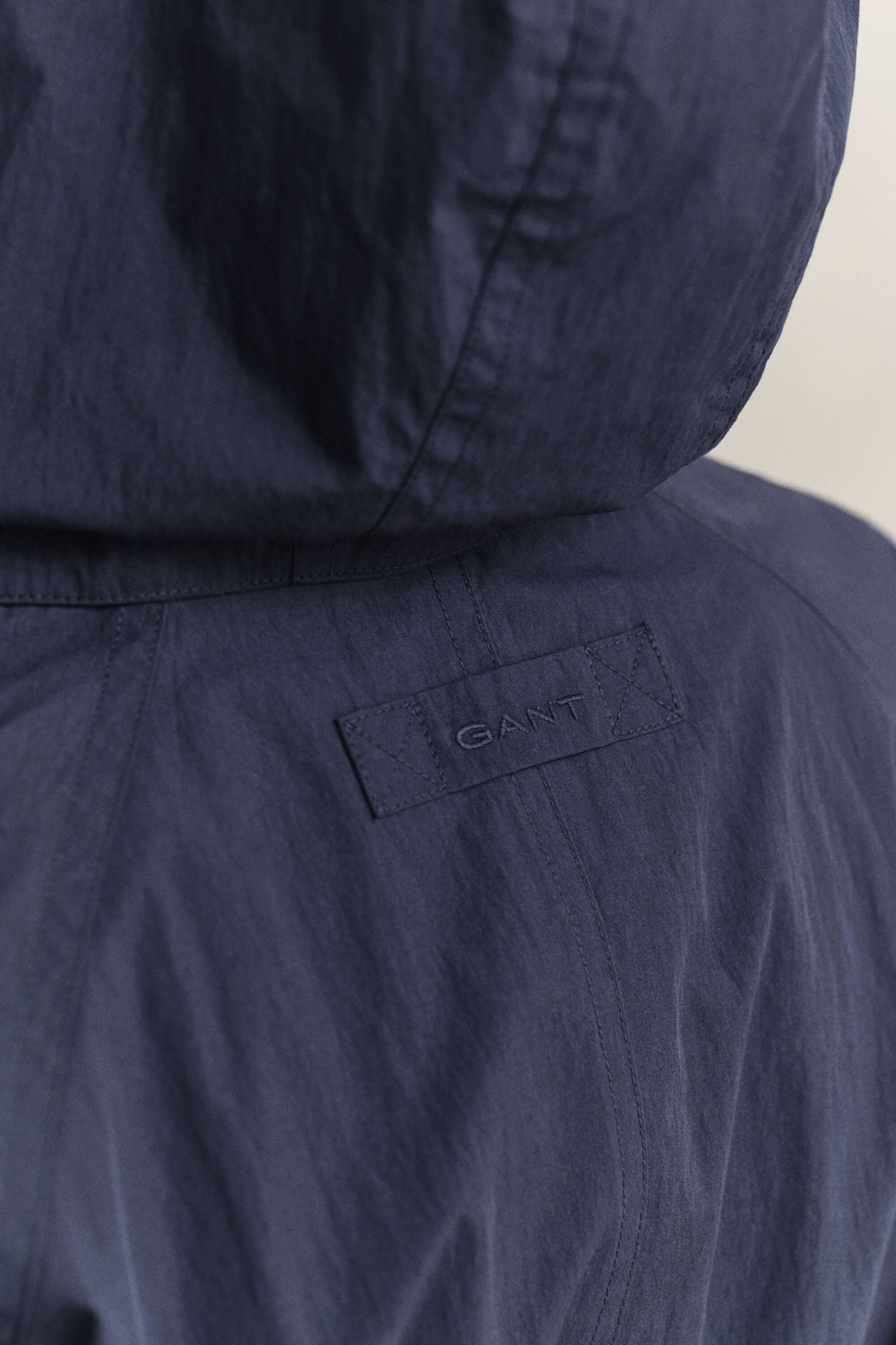 Cortavientos con cinturón