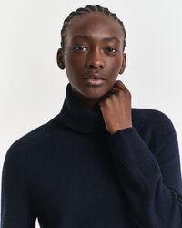 Vestido de cuello de cisne con detalle de punto