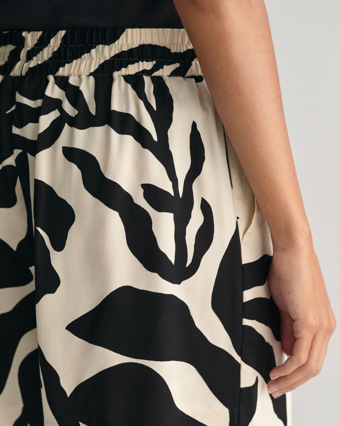 Pantalones cortos Relaxed Fit Pull-On Palm Print