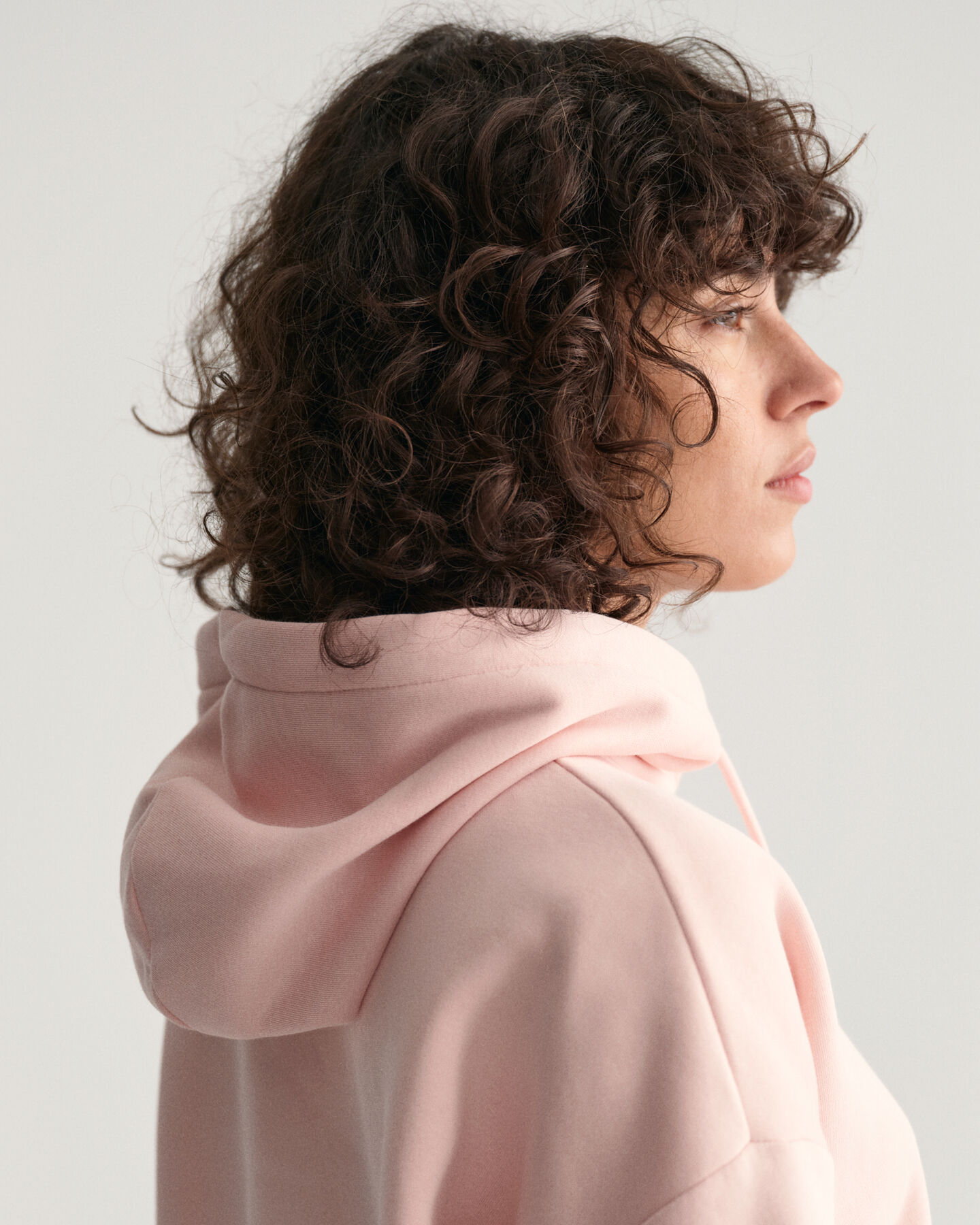 Sudadera con capucha Shield