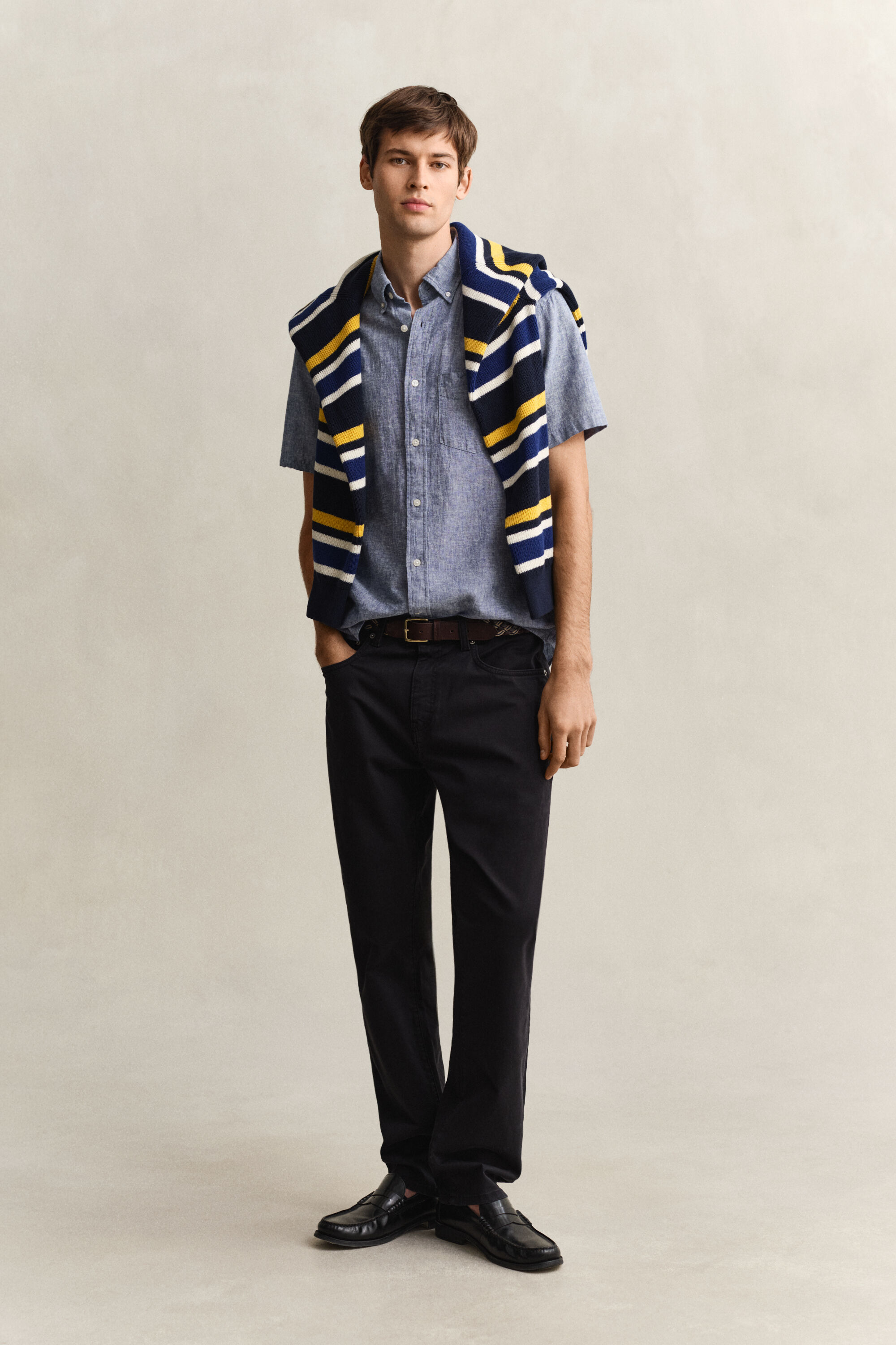 Camisa de manga corta en mezcla de lino