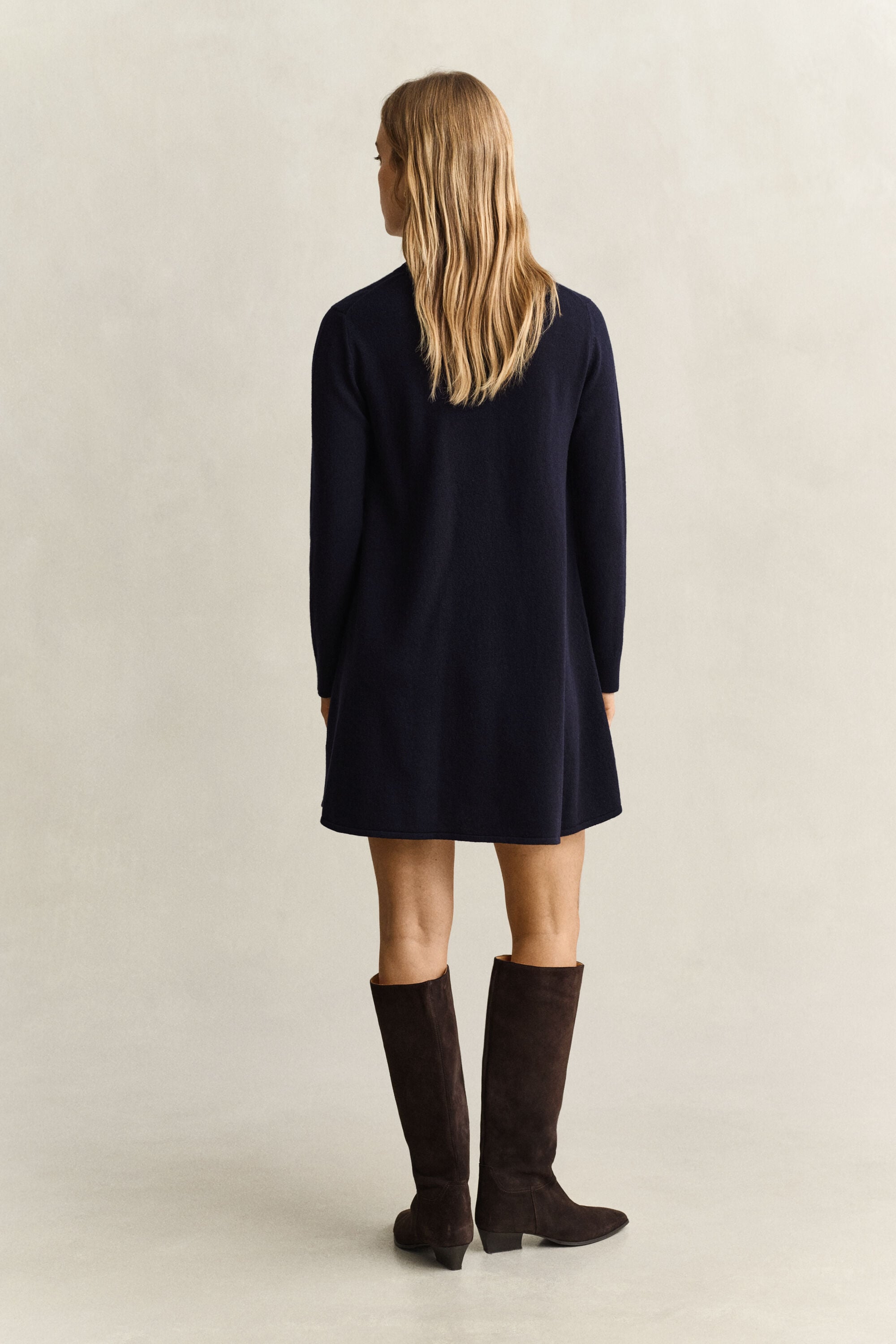 Vestido de lana de oveja muy fina