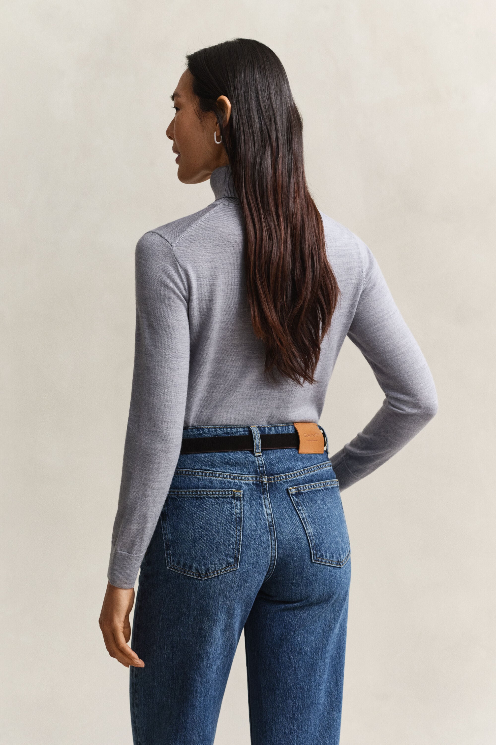 Jersey con cuello de cisne de lana merino extrafina