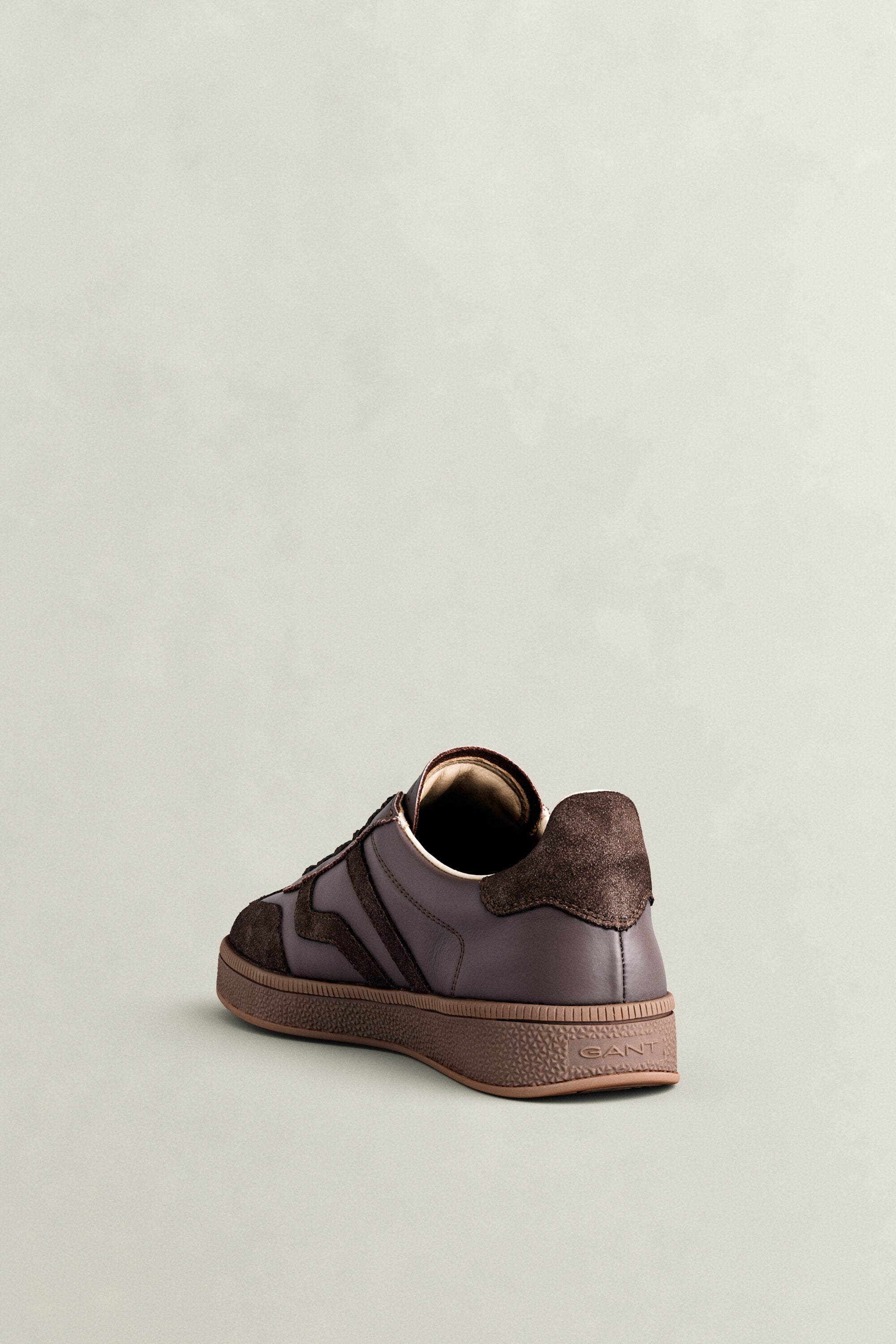 Zapatillas de piel y ante Cuzima