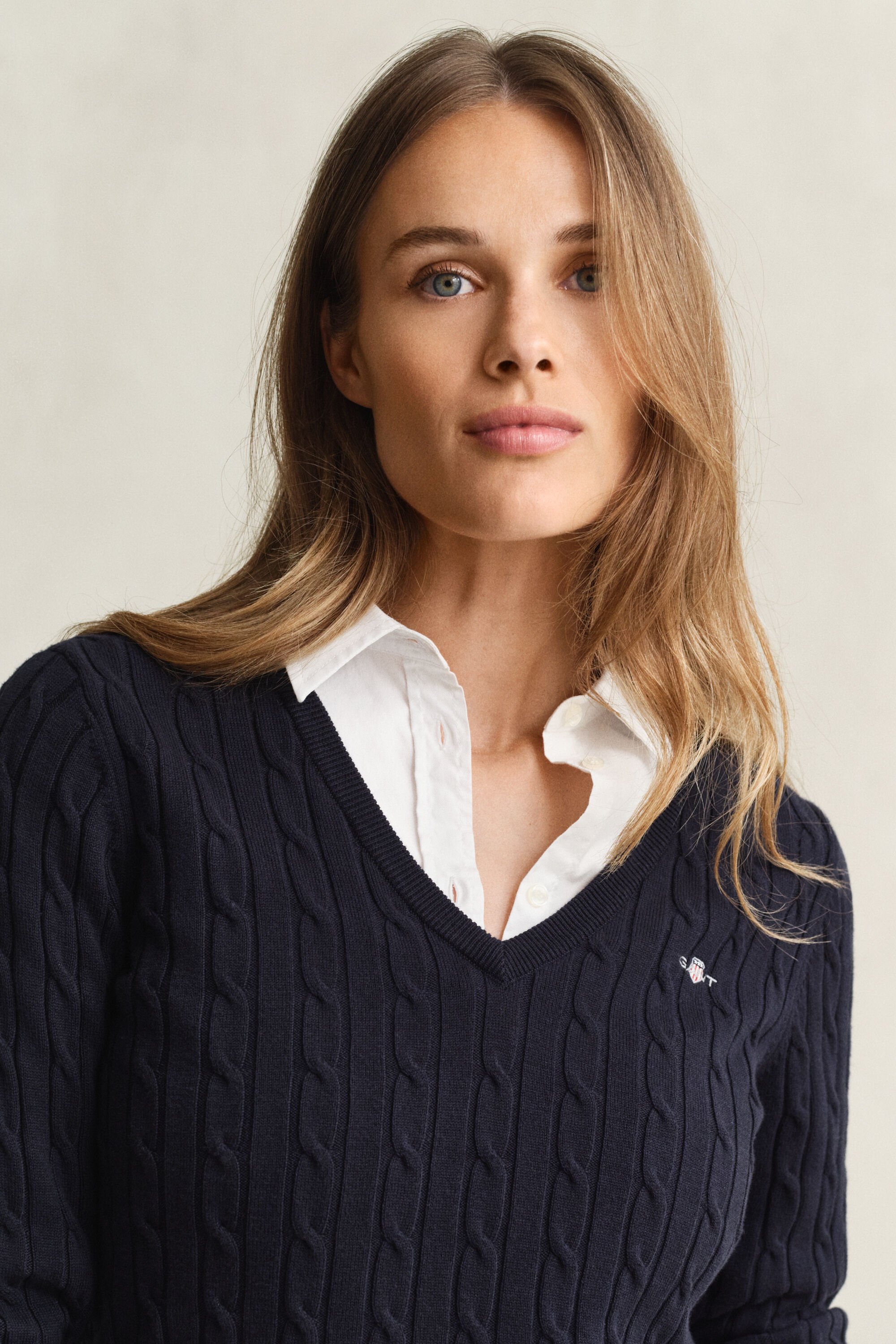 Jersey de cuello de pico en punto de ochos