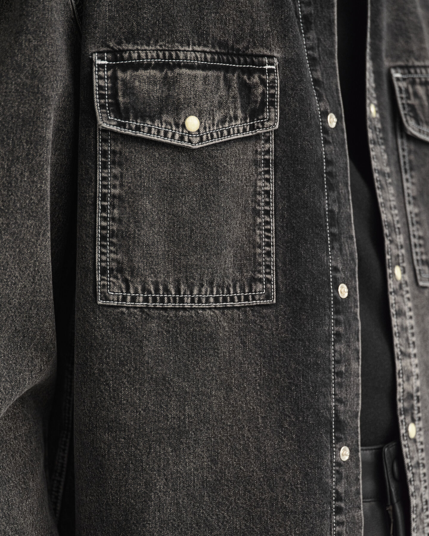 Camisa vaquera extragrande con lavado intenso