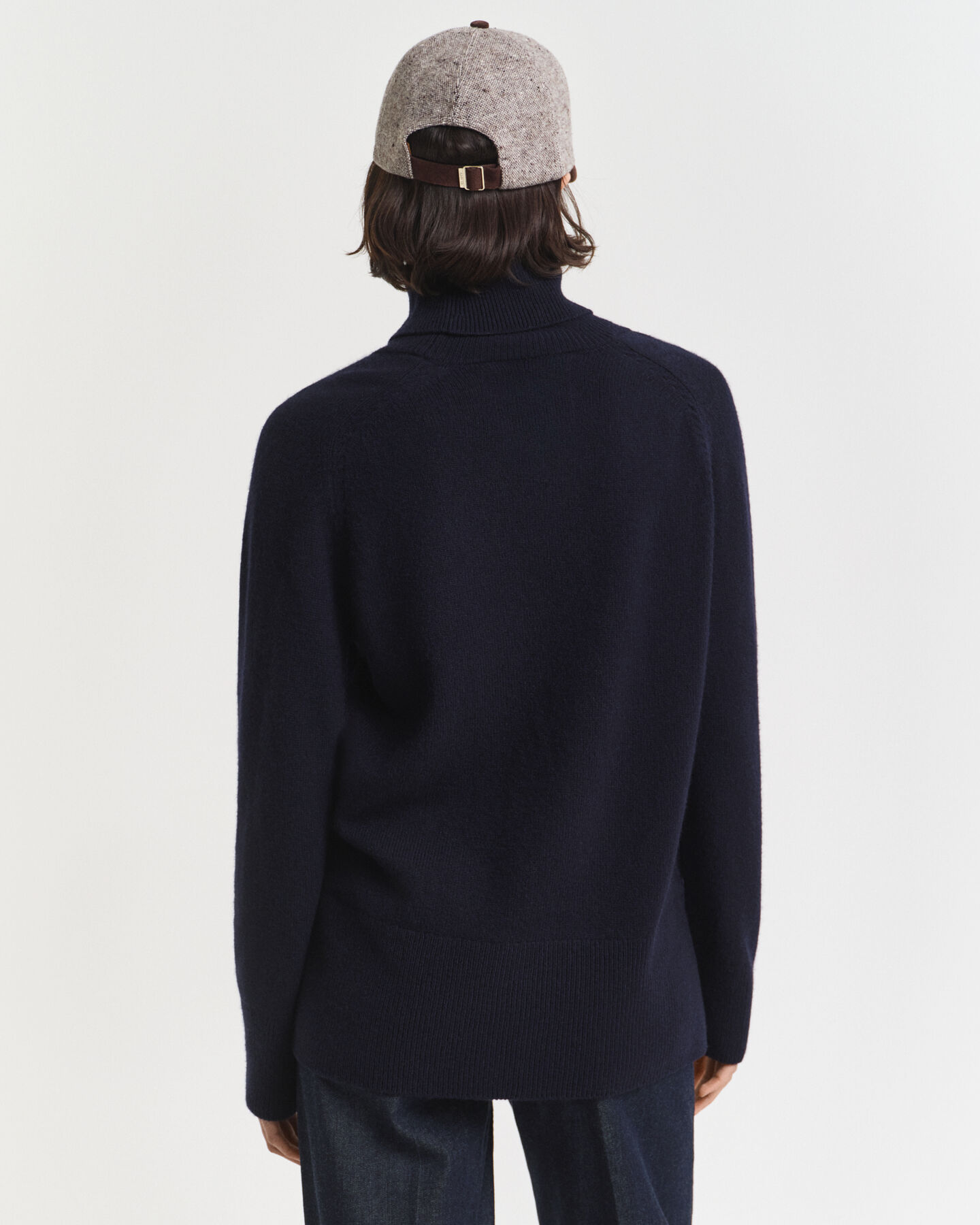 Jersey de cuello de cisne en suave mezcla de lana y cachemir