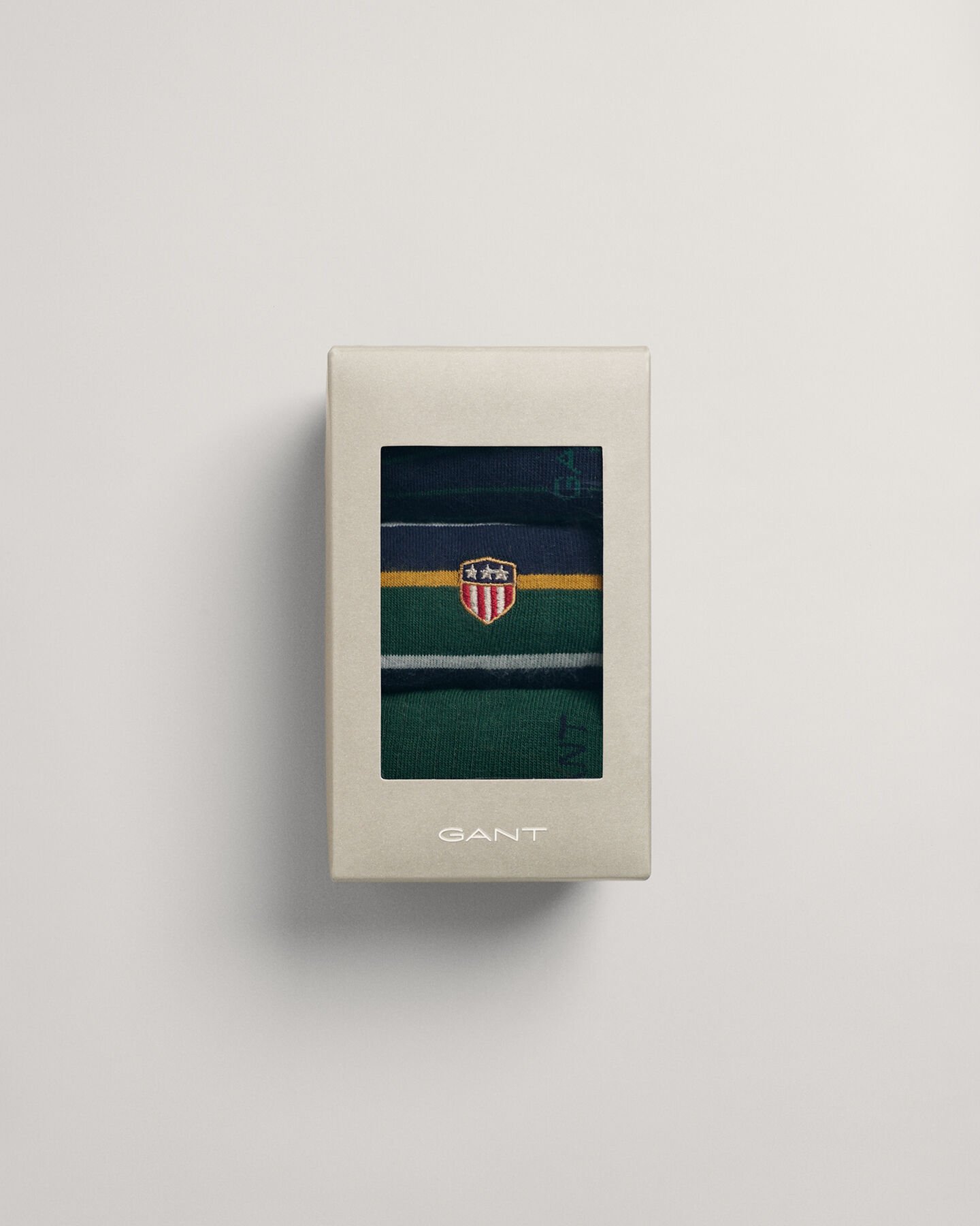 Caja de regalo con tres pares de calcetines