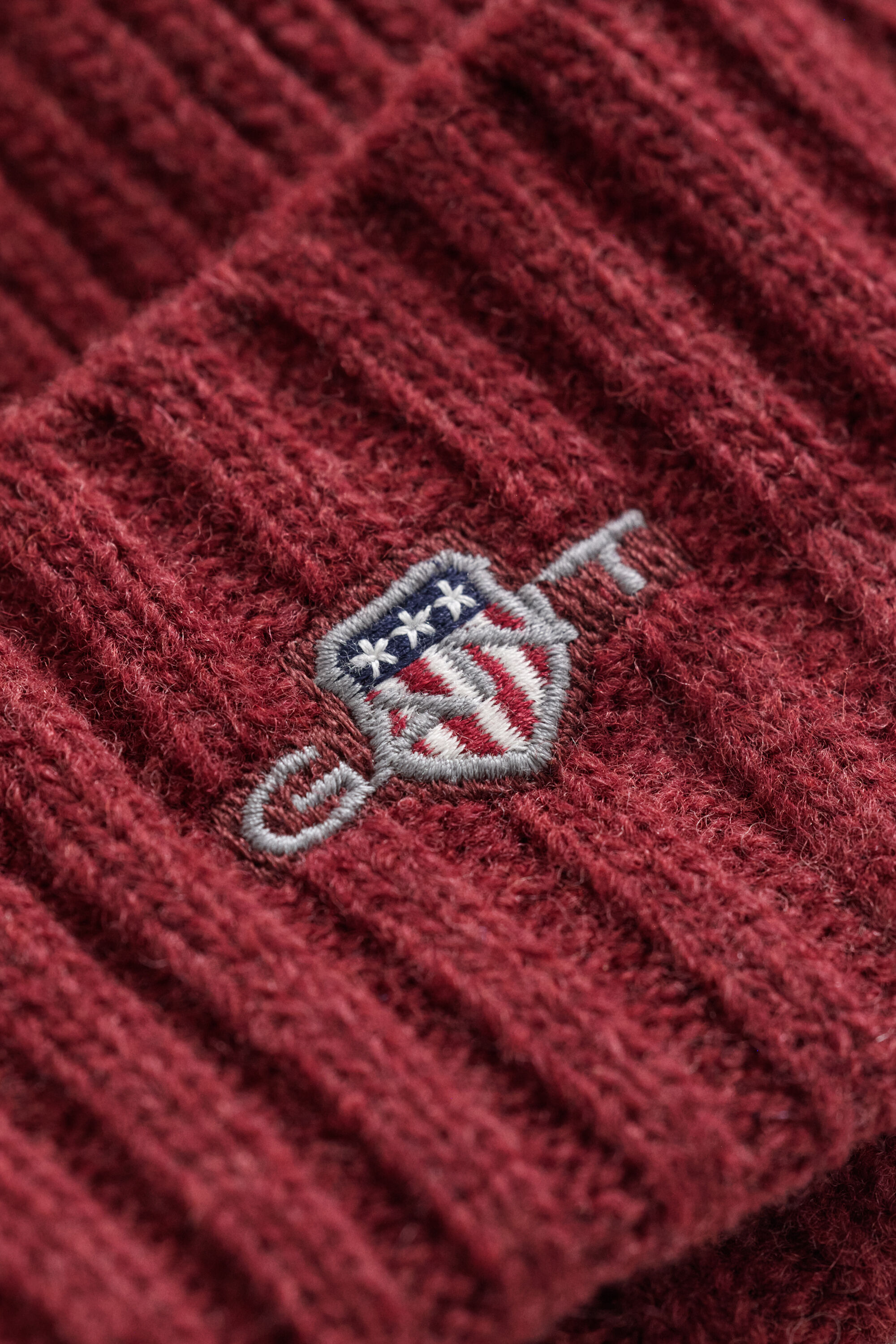 Gorro de lana Shield