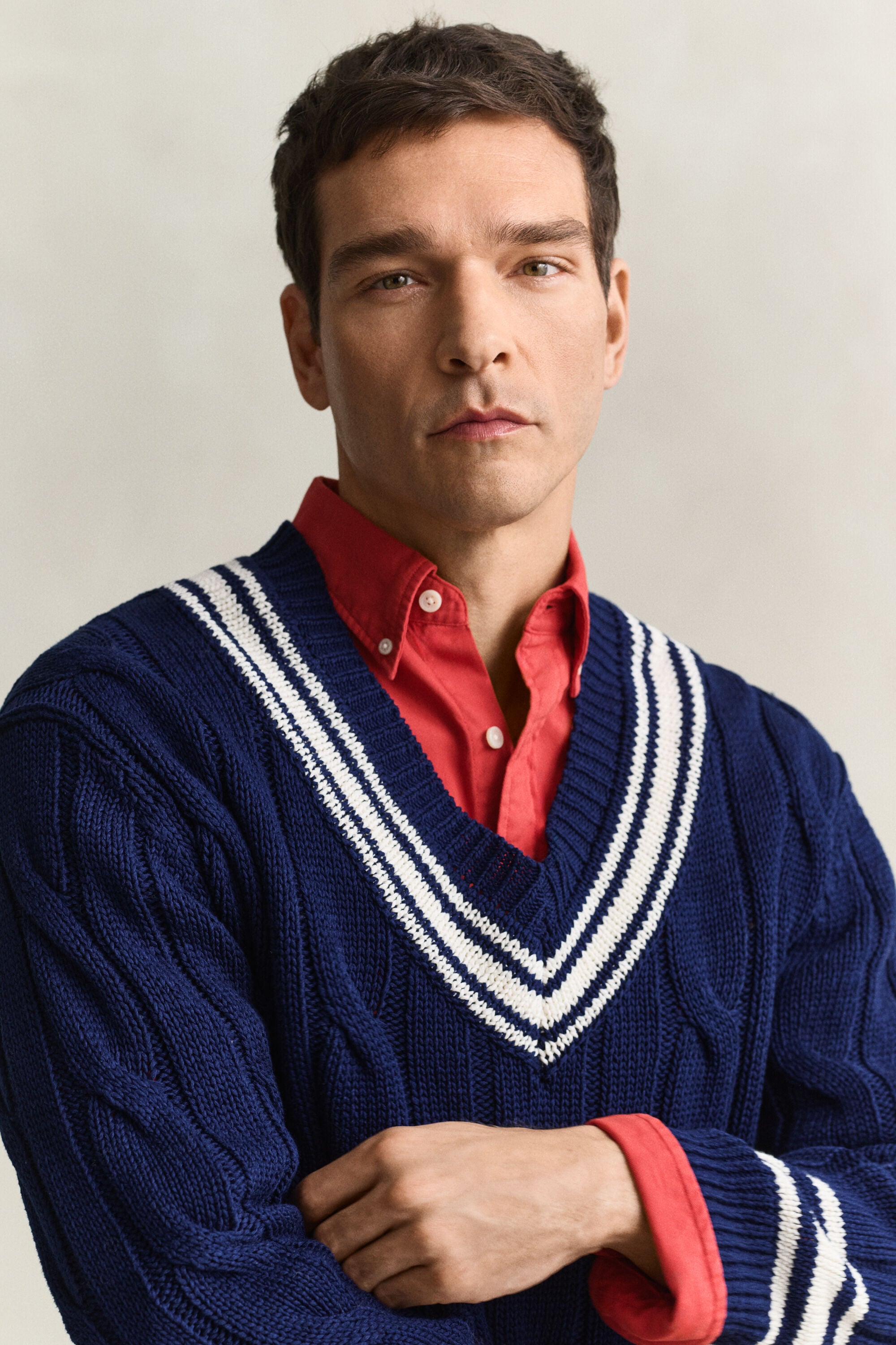 Jersey de punto de ochos con cuello de pico