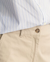 Pantalones chinos cortos