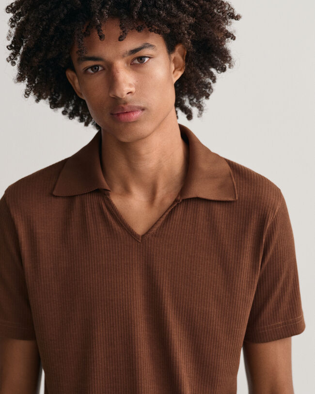 Polo de piqu&eacute; de inspiraci&oacute;n setentera