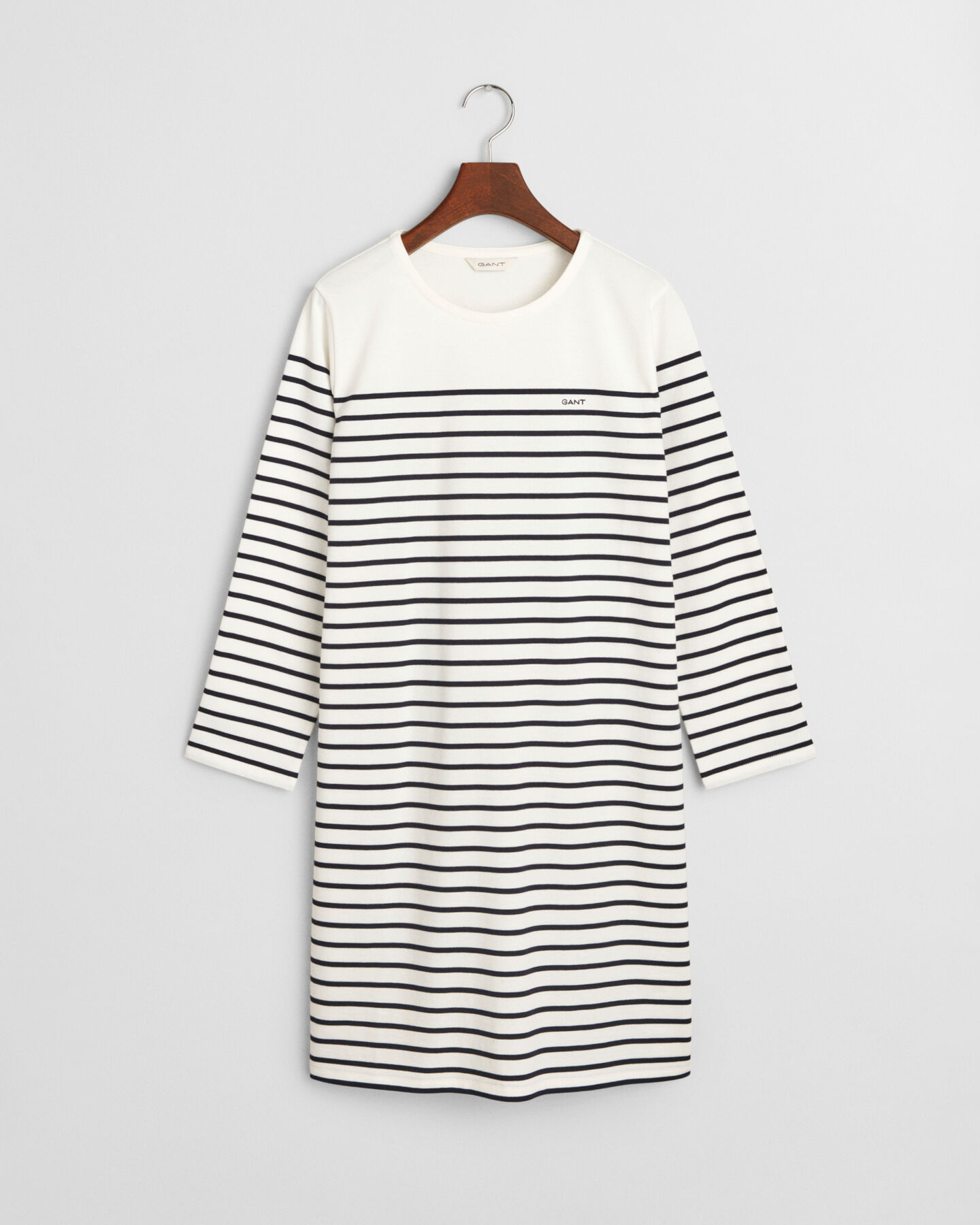 Vestido de cuello redondo a rayas bretonas