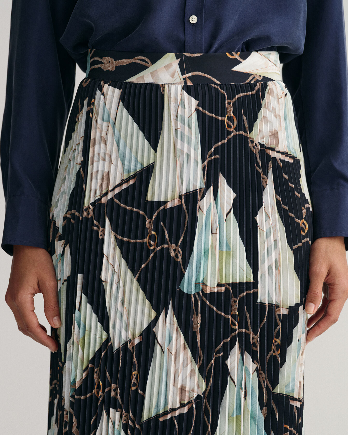 Falda plisada con estampado Sailing