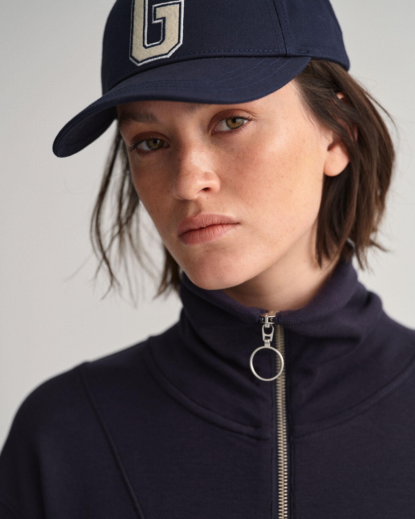 Vestido deportivo con media cremallera