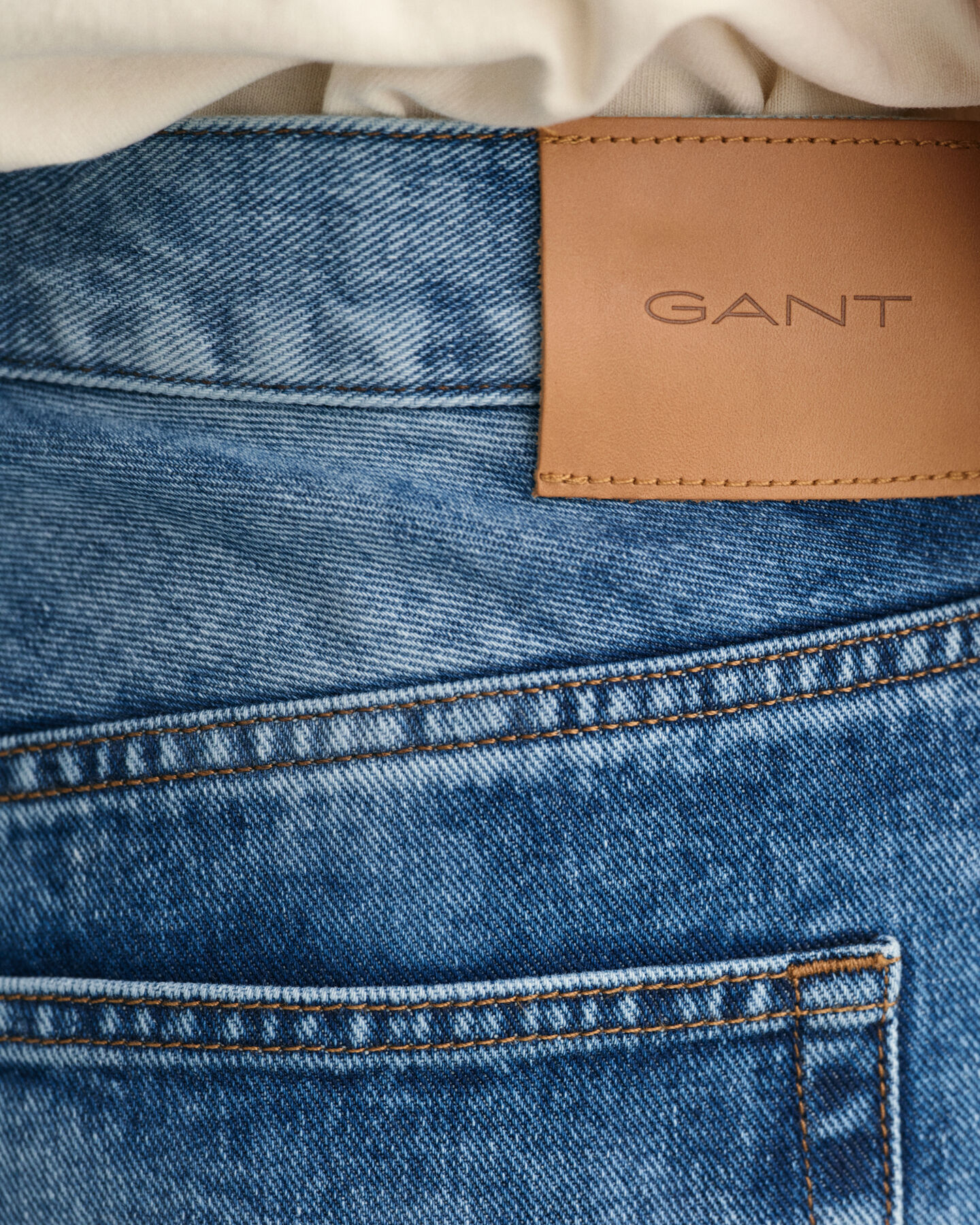 Vaqueros decolorados