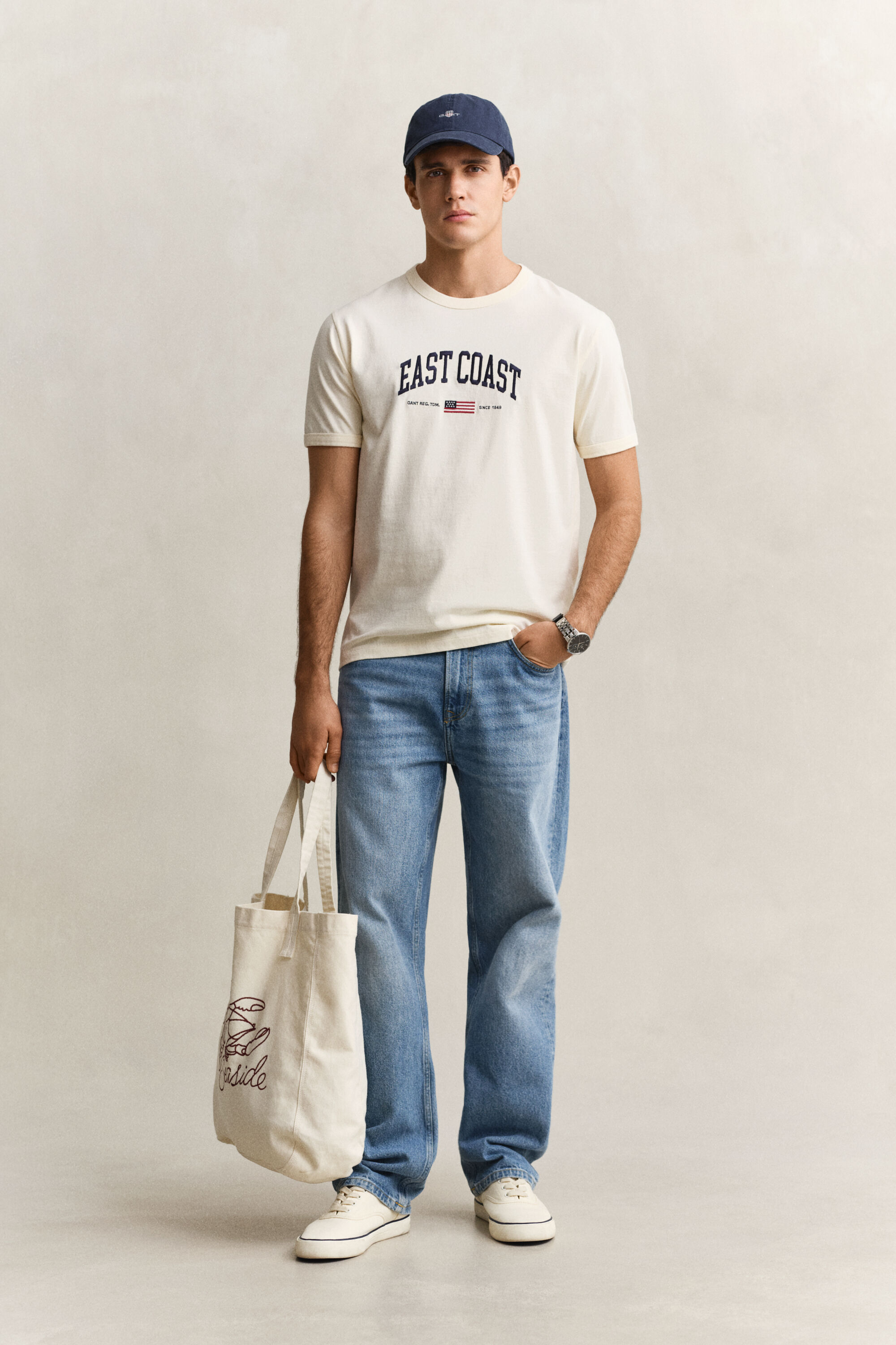 Camiseta con diseño de espray