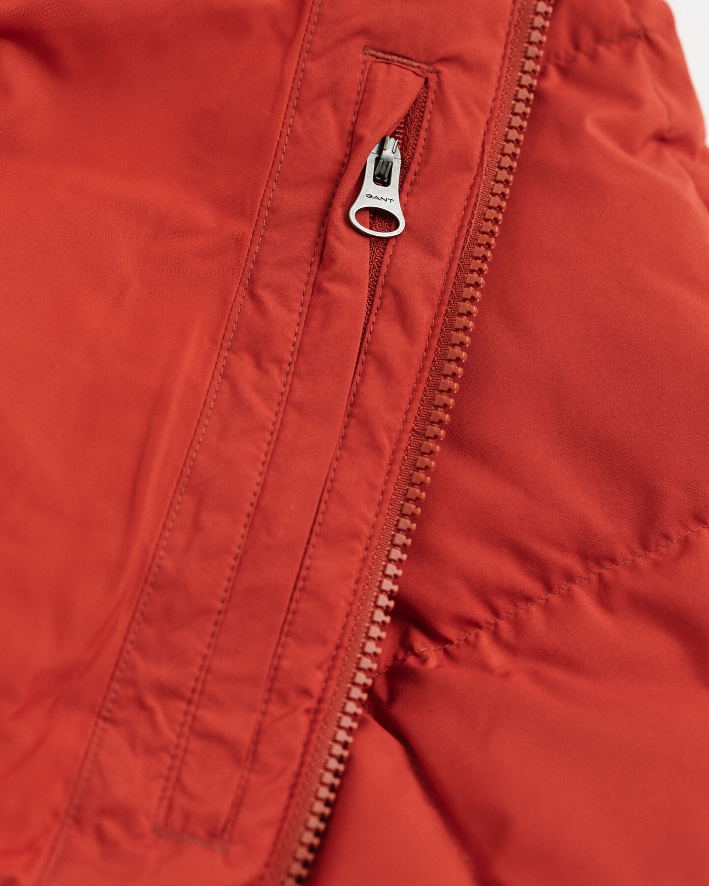 Chaqueta de plum&oacute;n de largo medio