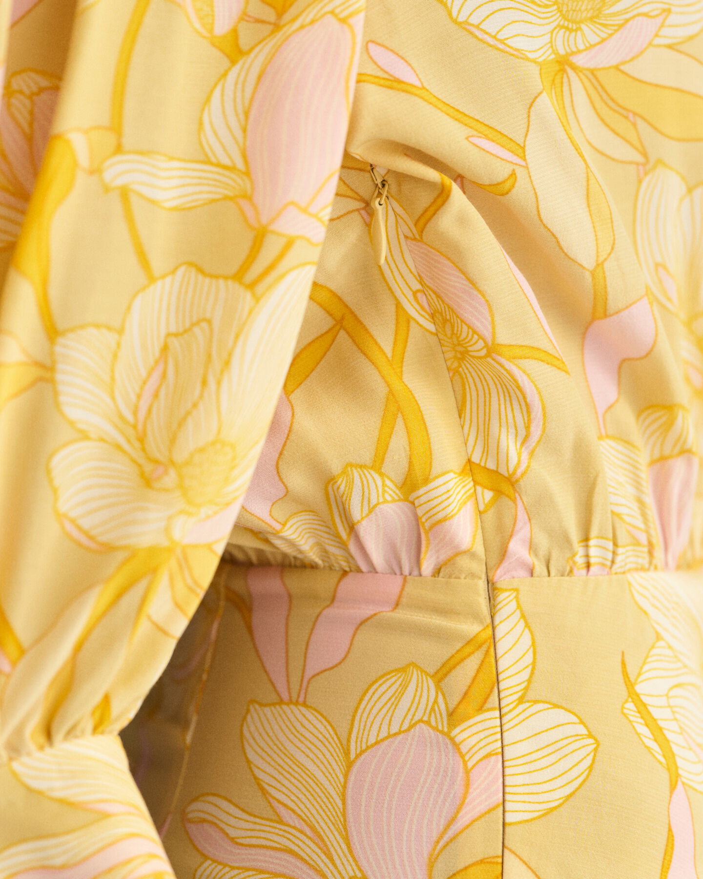 Vestido cruzado Regular Fit Magnolia Print