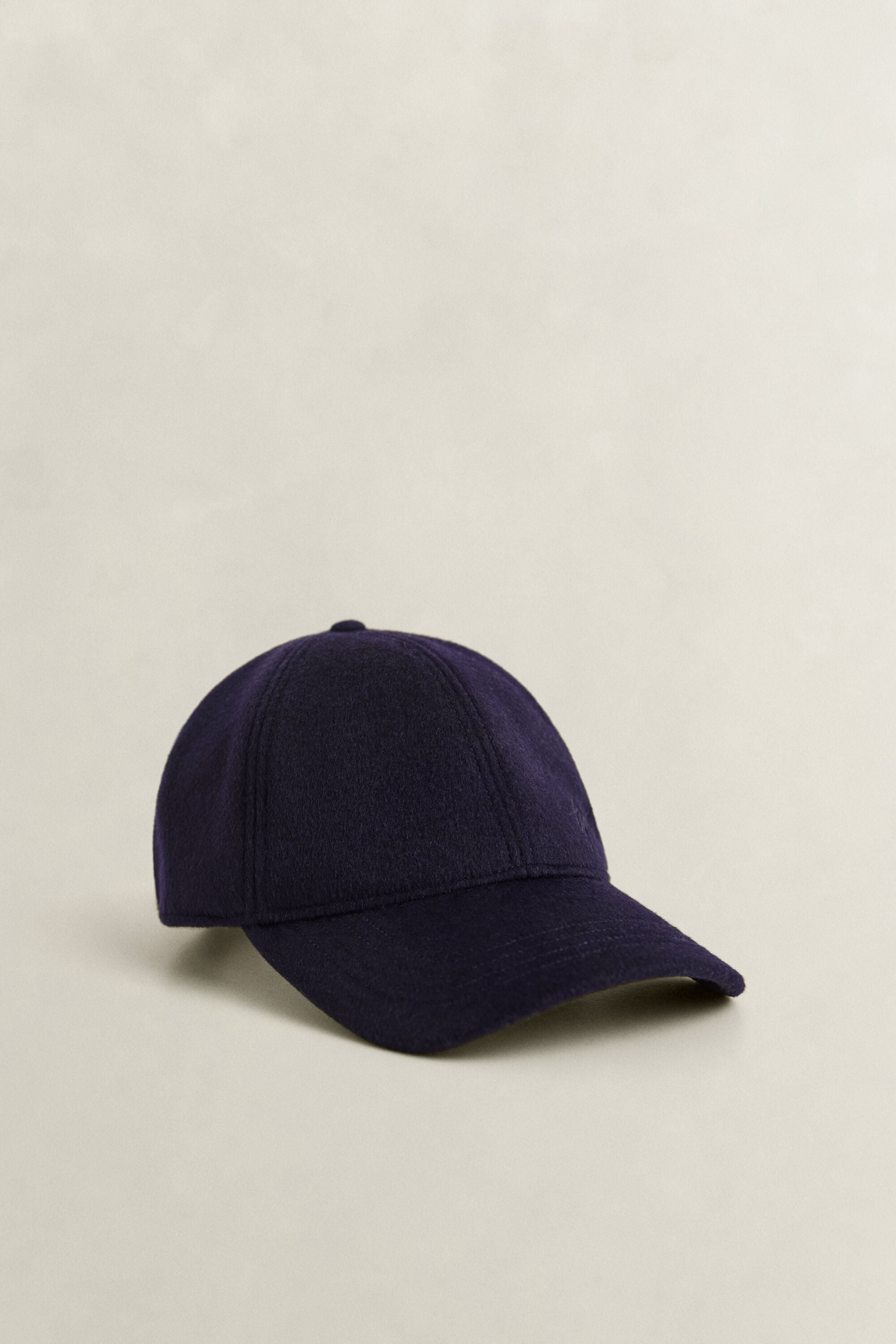 Gorra de lana melton
