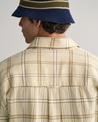 Camisa extragrande de cuadros con textura