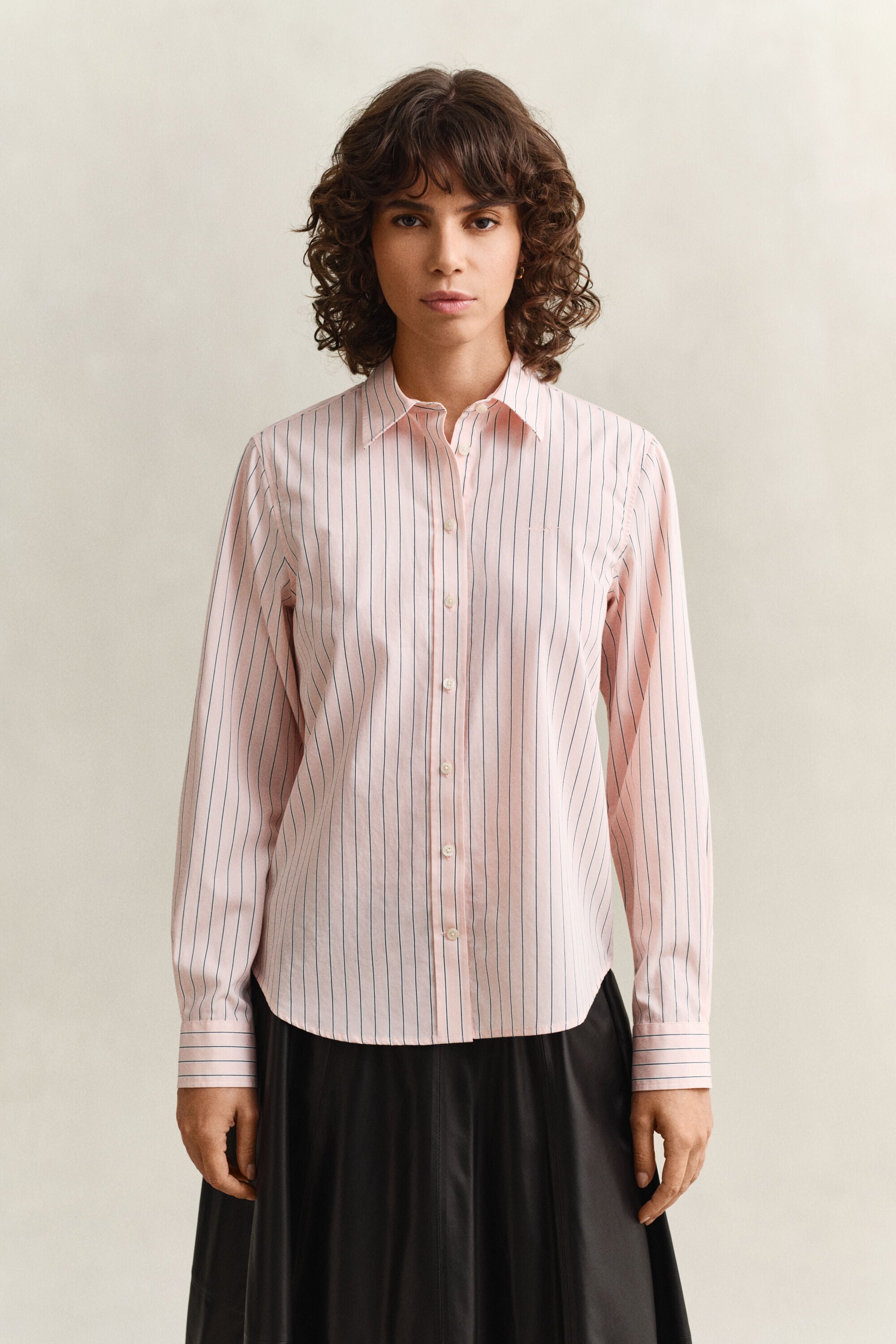 Camisa Regular Fit clásica de popelina a rayas