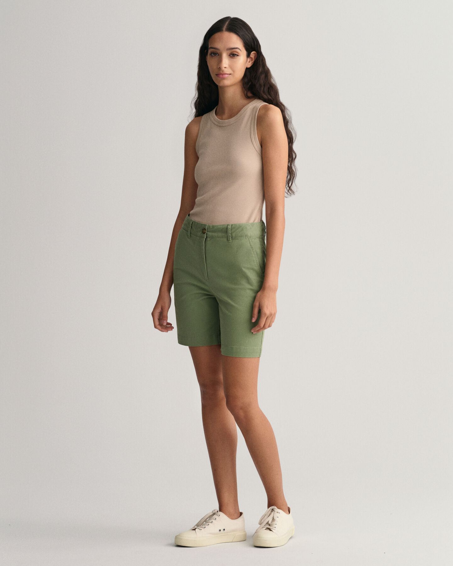 Pantalones chinos cortos