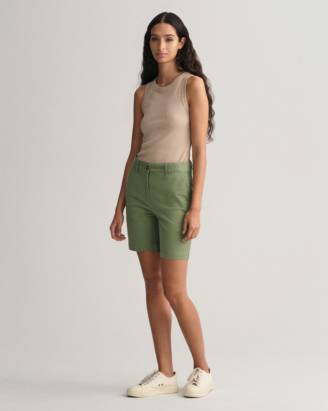 Pantalones chinos cortos