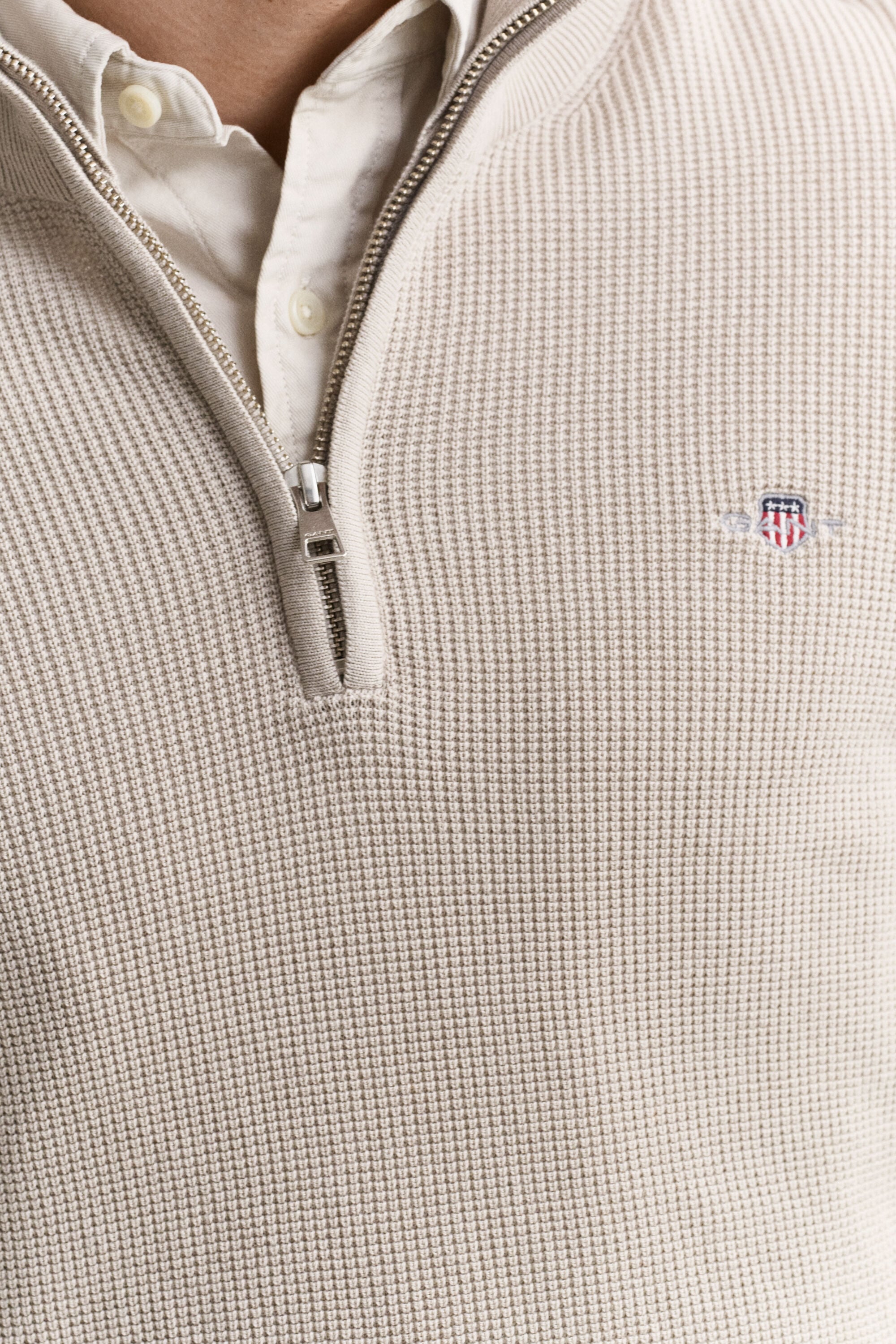 Jersey de algodón con media cremallera y textura