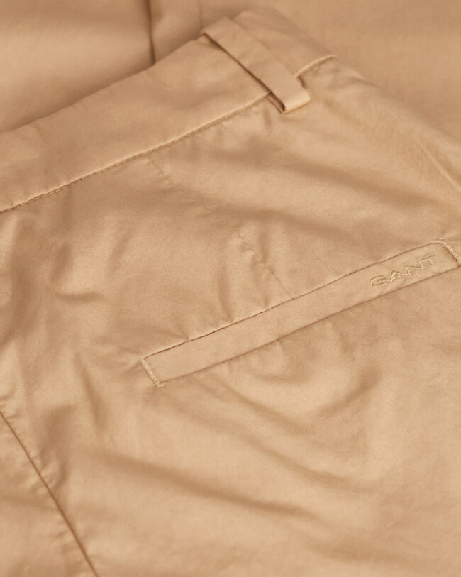 Pantalones chinos ligeros