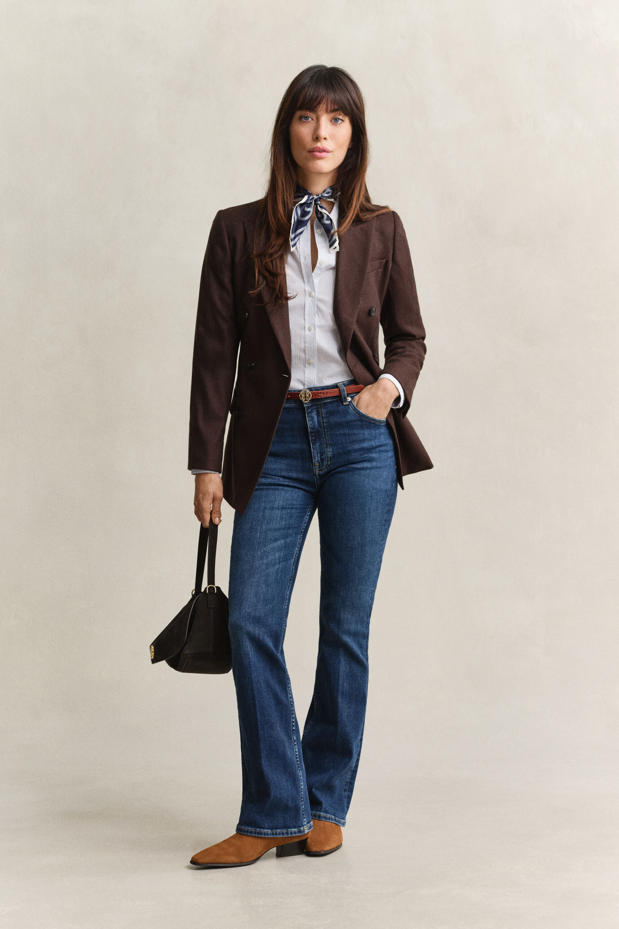 Vaqueros Slim Fit acampanados elásticos